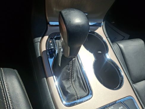 Used 2017 Jeep Grand Cherokee Limited AWD/4WD image 15