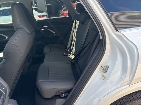 New 2025 Audi Q5 2.0T Premium Plus image 12