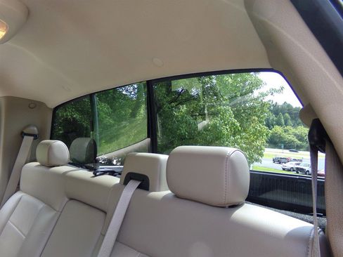 Used 2005 Ford F150 Lariat image 23