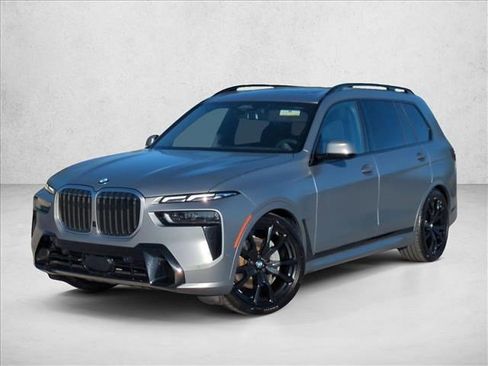 Used 2023 BMW X7 xDrive40i w/ M Sport Package AWD/4WD image 1