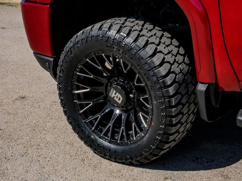 Used 2020 GMC Sierra 2500 SLE w/ SLE Value Package; image 60