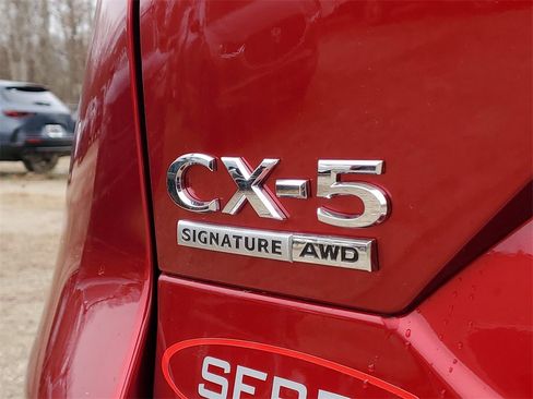 New 2025 MAZDA CX-5 Signature image 6