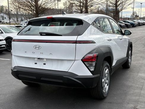 New 2026 Hyundai Kona SE FWD image 48