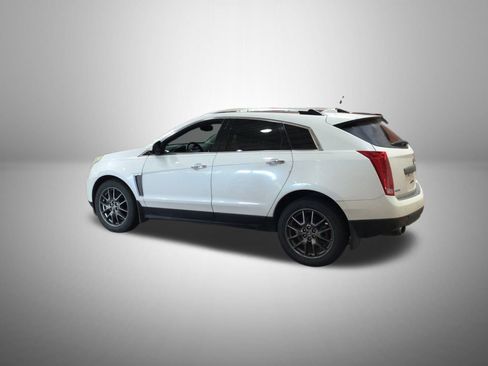 Used 2016 Cadillac SRX Premium w/ Driver Assist Package FWD image 2