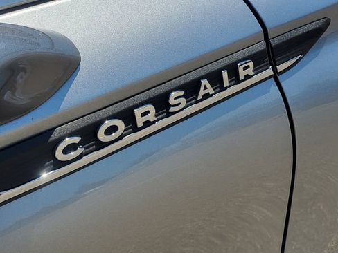 Certified 2023 Lincoln Corsair Reserve FWD image 6