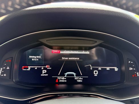 Used 2021 Audi Q8 Premium Plus w/ Premium Plus Package AWD/4WD image 16