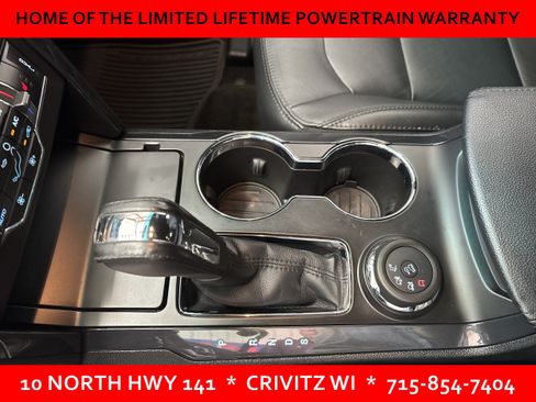 Used 2016 Ford Explorer XLT w/ Equipment Group 202A AWD/4WD image 17