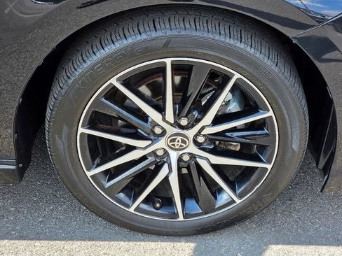 Used 2024 Toyota Camry SE w/ Cold Weather Package AWD/4WD image 9