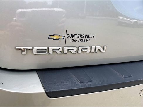Used 2015 GMC Terrain SLE w/ Safety Package FWD image 8