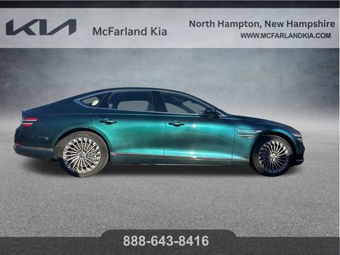 Used 2023 Genesis G80 image 8