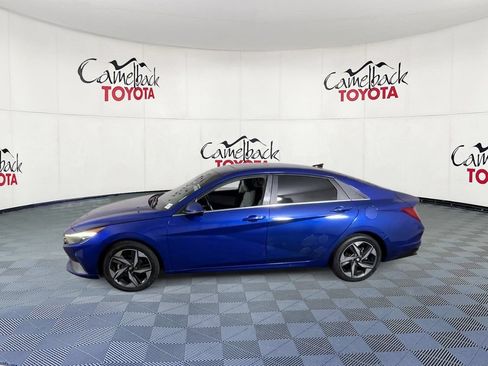 Used 2021 Hyundai Elantra Limited FWD image 7