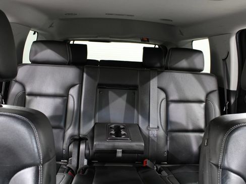 Used 2016 GMC Yukon SLT AWD/4WD image 28