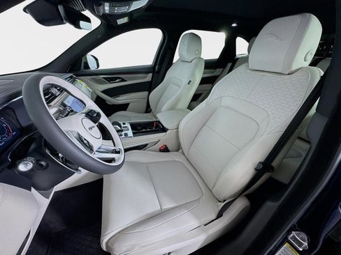 New 2026 Jaguar F-PACE R-Dynamic S AWD/4WD image 11