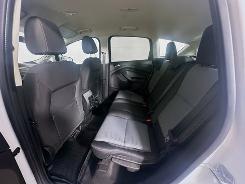 Used 2017 Ford C-MAX SE FWD image 25