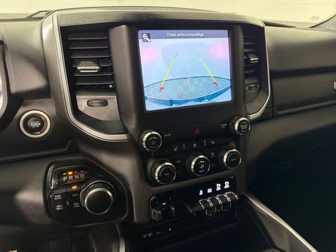 Used 2019 RAM 1500 Big Horn AWD/4WD image 16