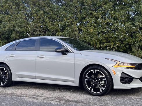Used 2022 Kia K5 GT-Line image 10