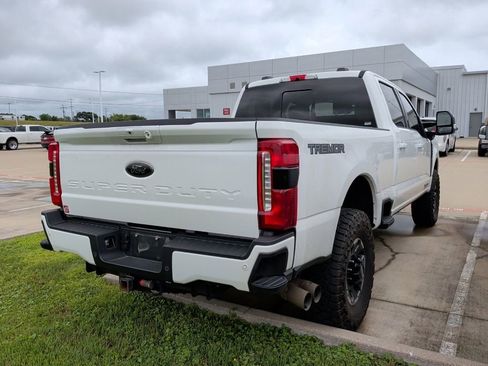 Used 2024 Ford F250 Lariat w/ Lariat Ultimate Package AWD/4WD image 6
