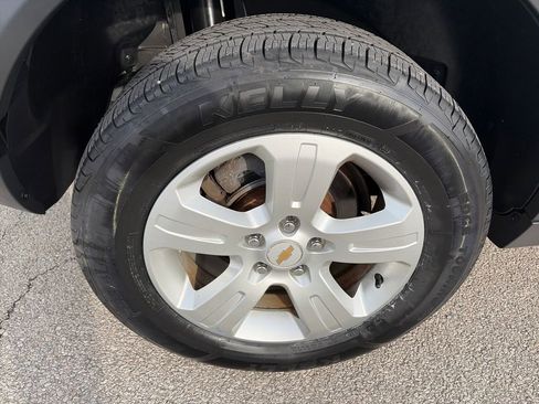 Used 2014 Chevrolet Captiva Sport LS image 12