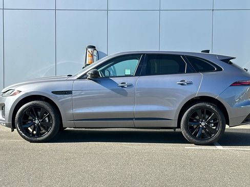 Used 2025 Jaguar F-PACE R-Dynamic S image 2