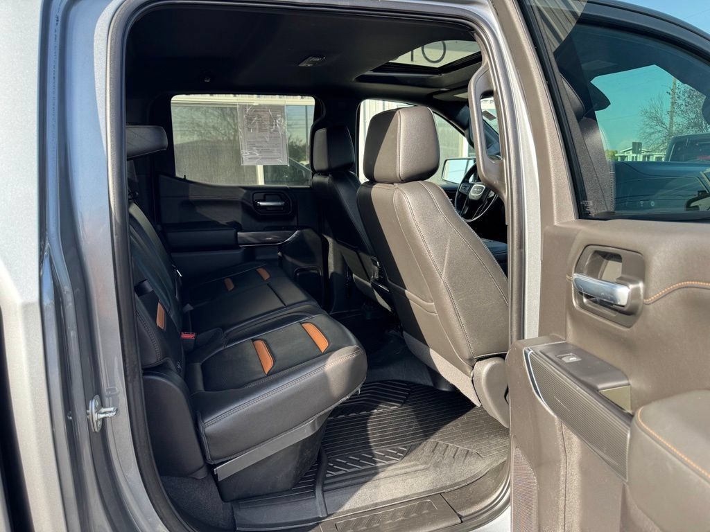 Used 2020 GMC Sierra 1500 AT4 w/ AT4 Premium Package AWD/4WD image 15