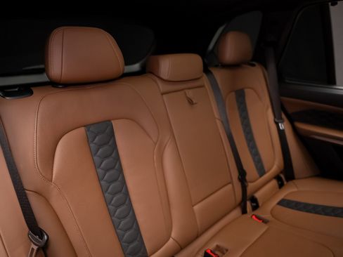 Used 2022 BMW X5 M w/ Executive Package AWD/4WD image 69
