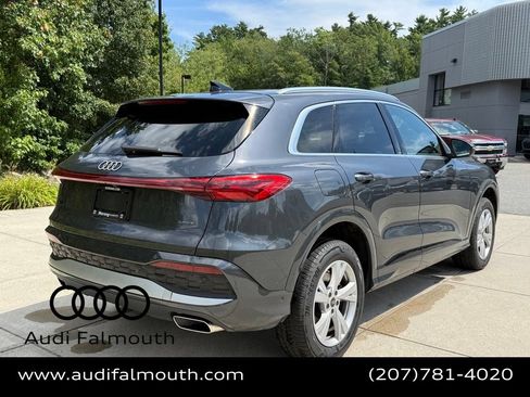 Used 2025 Audi Q5 Premium w/ Convenience Package AWD/4WD image 11