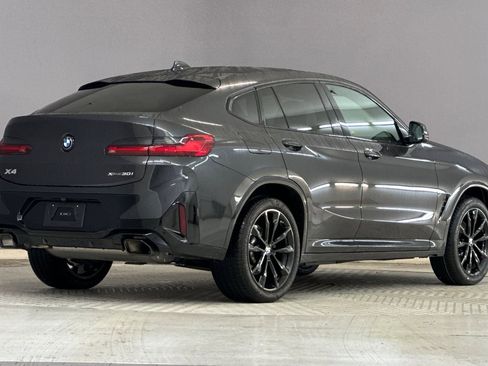 Certified 2024 BMW X4 xDrive30i w/ Premium Package image 8