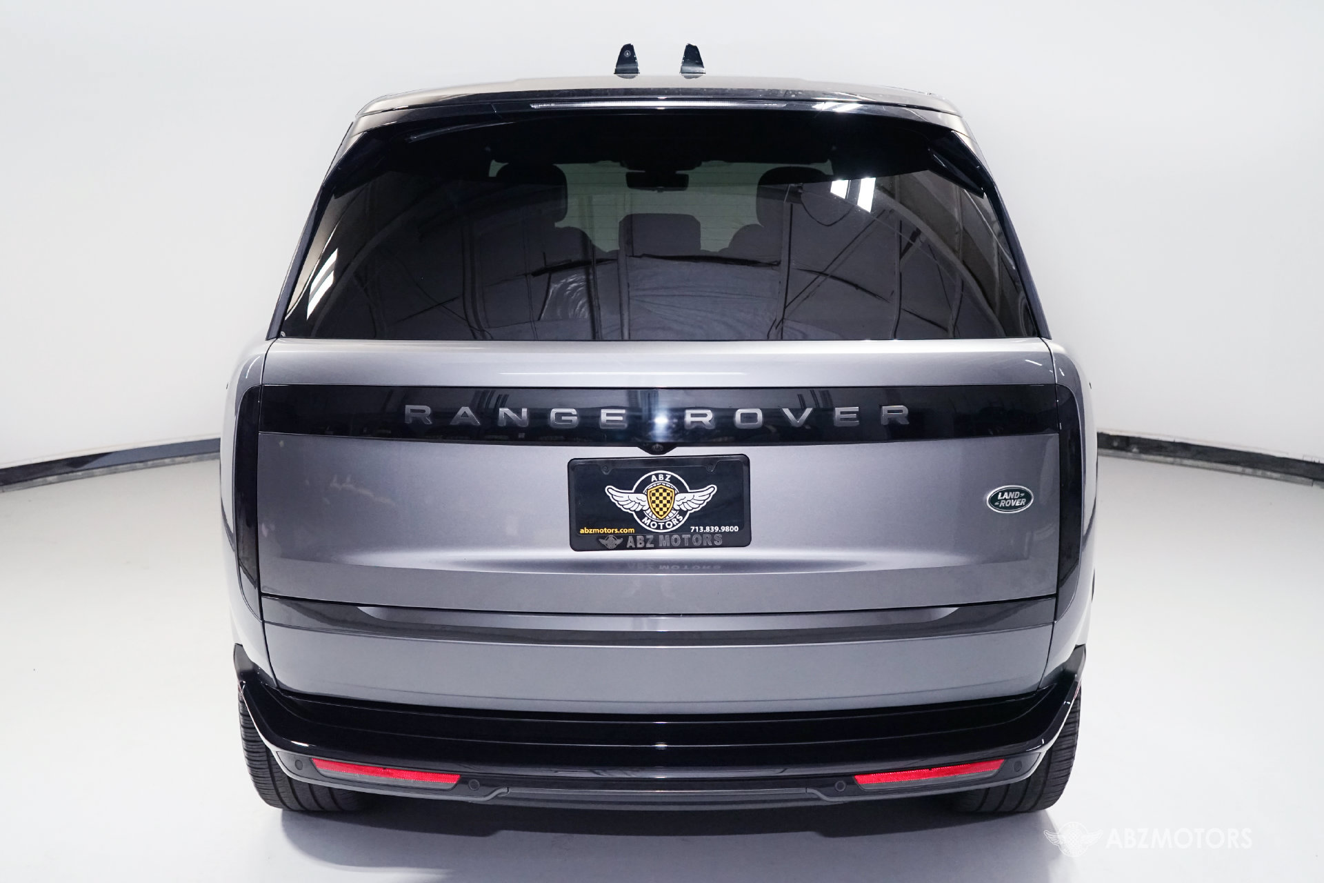 Used 2023 Land Rover Range Rover SE AWD/4WD image 7