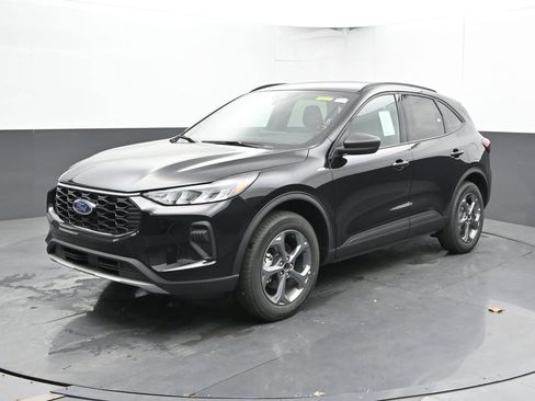 New 2026 Ford Escape ST-Line w/ Tech Pack #1 AWD/4WD image 7