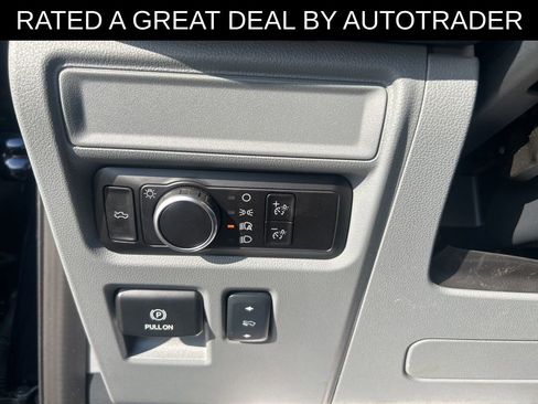 Used 2025 Ford F150 Lightning Flash image 17