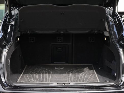 Used 2022 Maserati Levante Modena image 8