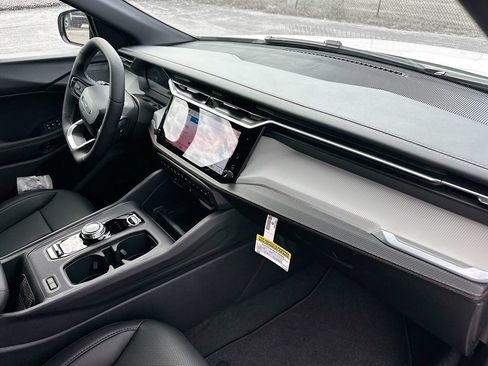 New 2026 Jeep Cherokee Limited AWD/4WD image 36