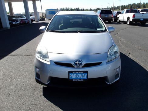 Used 2010 Toyota Prius Three image 8