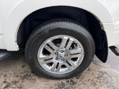 Used 2009 Ford Explorer Sport Trac Limited AWD/4WD image 14