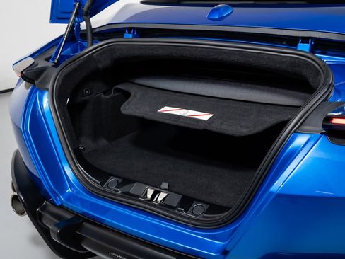 Used 2025 Ferrari Roma Spider image 29