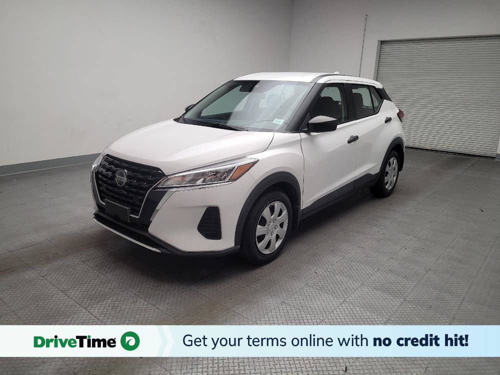 Used 2021 Nissan Kicks S FWD image 1