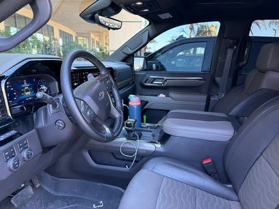 Used 2025 Chevrolet Silverado 1500 ZR2 w/ Technology Package