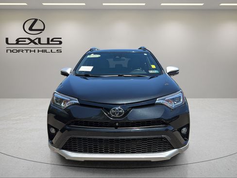 Used 2016 Toyota RAV4 SE w/ Advanced Technology Package AWD/4WD image 2