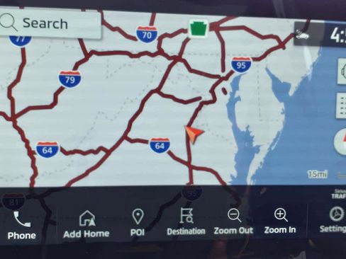 New 2025 Mitsubishi Outlander SE image 14