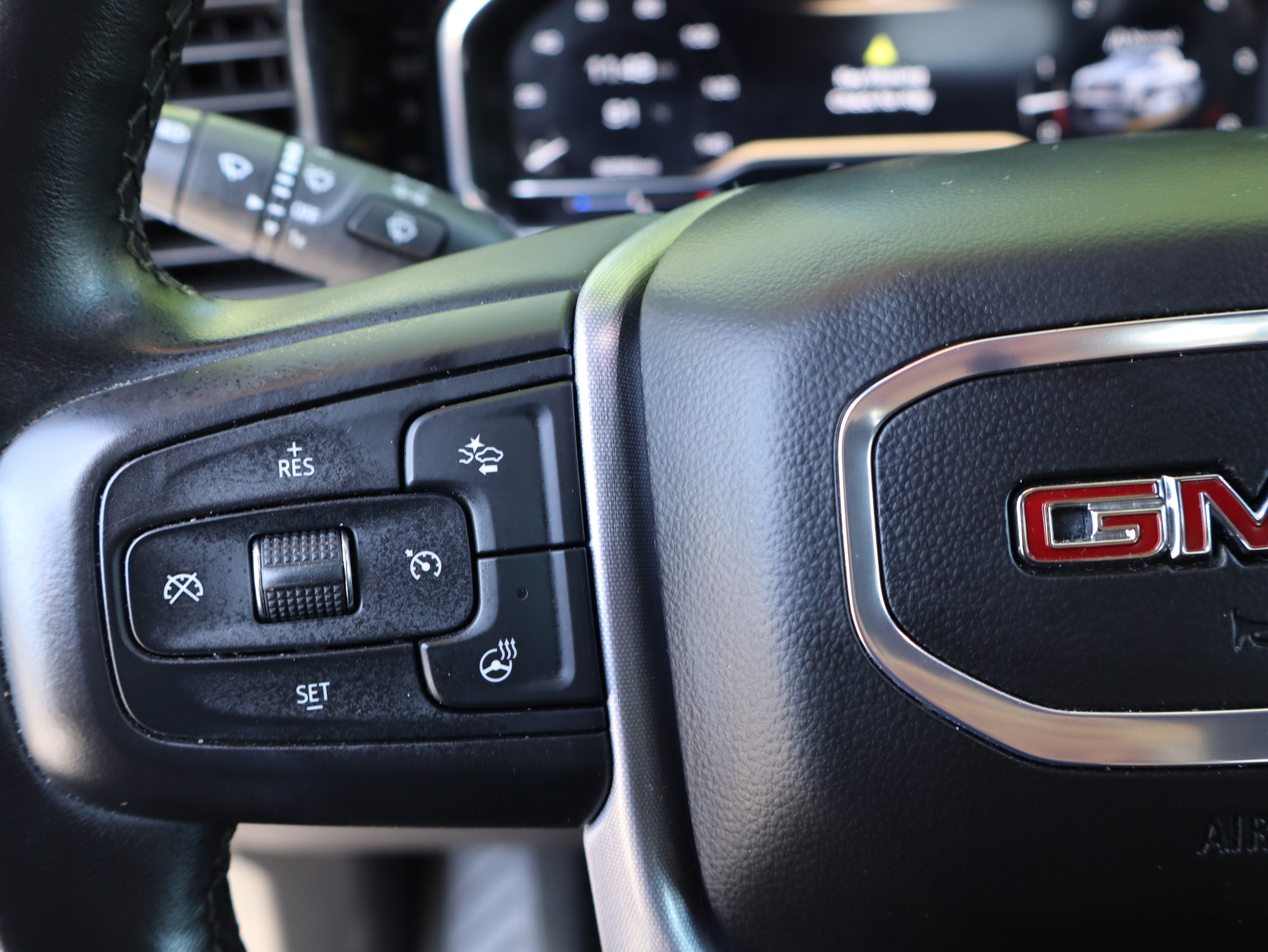 Used 2025 GMC Sierra 1500 SLT RWD image 27