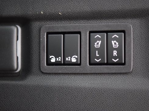 New 2026 Chevrolet Suburban High Country image 24