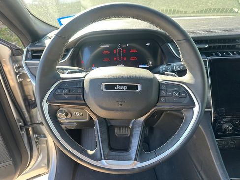 Used 2024 Jeep Grand Cherokee L Limited w/ Luxury Tech Group II image 48