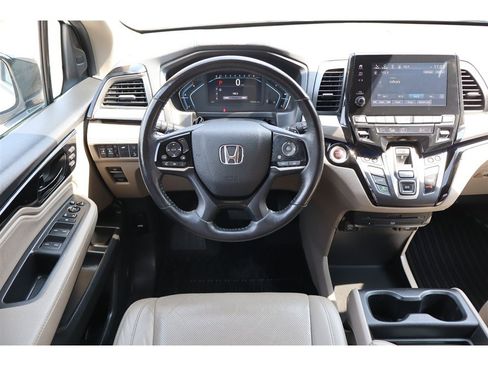 Used 2018 Honda Odyssey Elite image 23