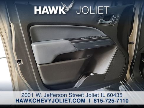 Used 2015 Chevrolet Colorado Z71 AWD/4WD image 19