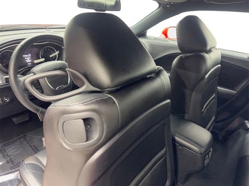 Used 2023 Dodge Challenger SXT w/ Plus Package image 34