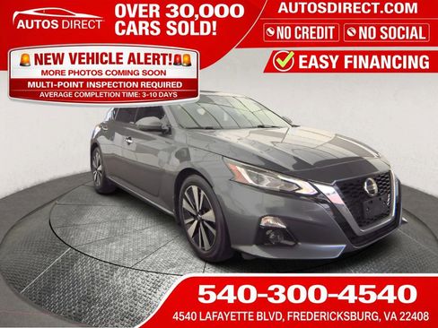 Used 2019 Nissan Altima 2.5 SV image 1