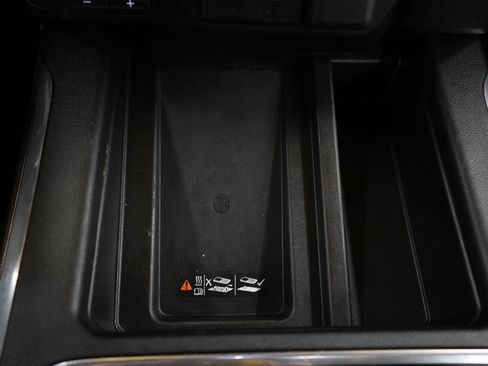 Used 2020 GMC Sierra 1500 AT4 w/ AT4 Premium Package AWD/4WD image 25