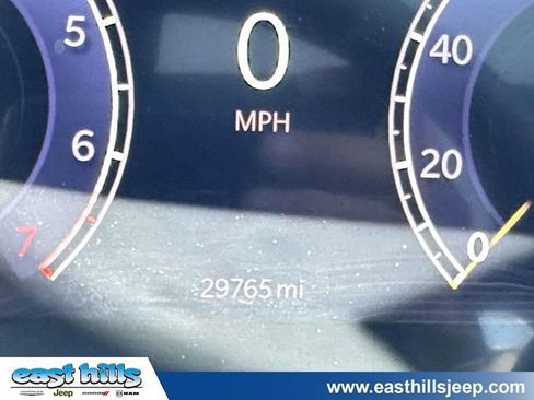 Used 2023 Jeep Grand Cherokee Overland AWD/4WD image 41