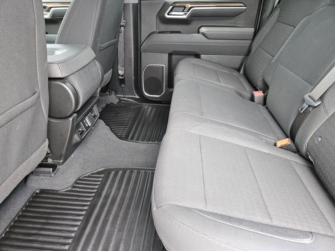 Used 2025 Chevrolet Silverado 1500 LT RWD image 35