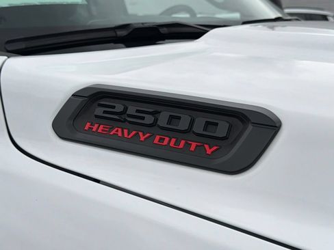 Used 2025 RAM 2500 Big Horn AWD/4WD image 13